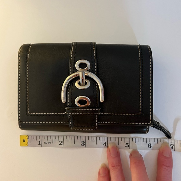 Coach Y2K Vintage Solo Black Leather Wallet with Silver Accents - Picture 13 of 13